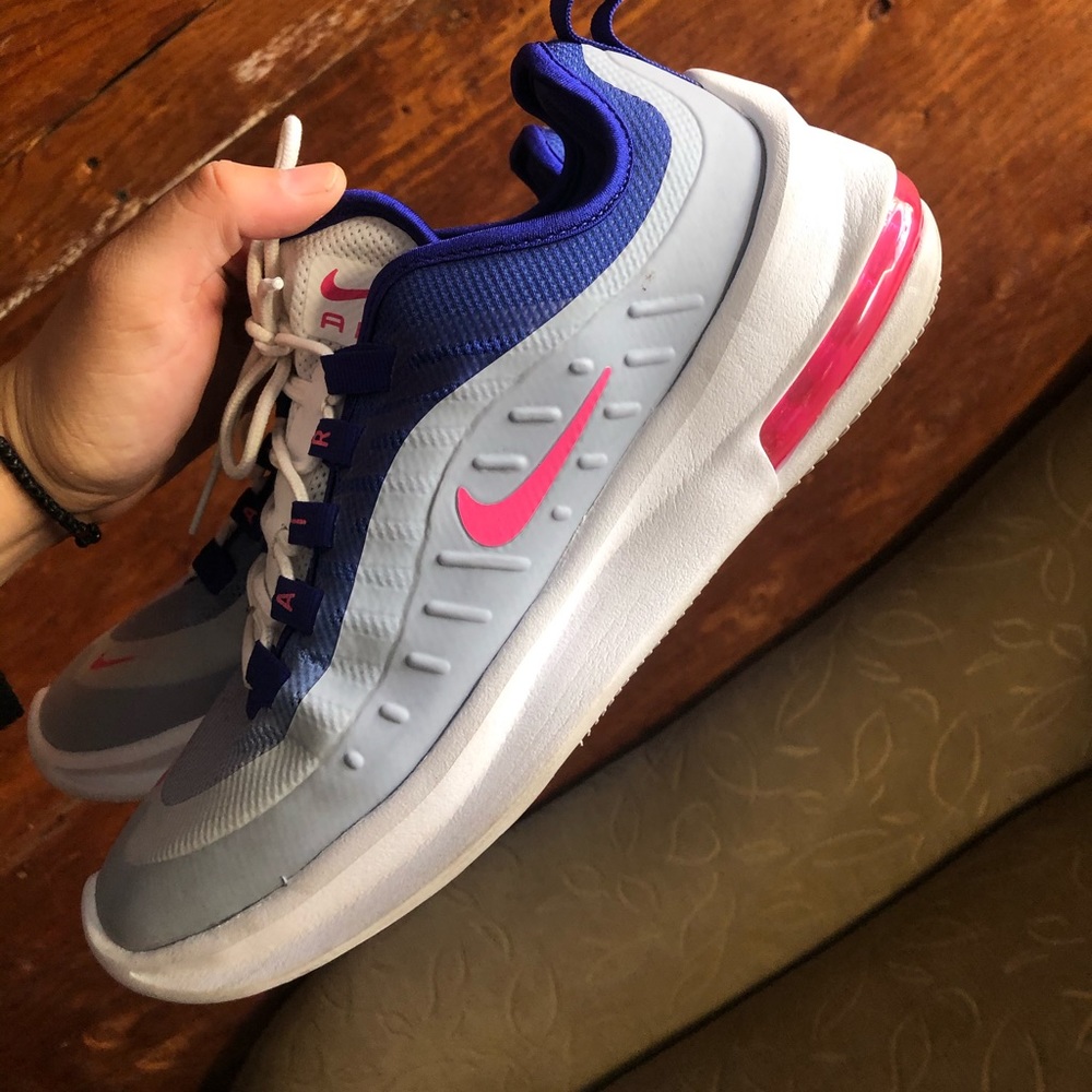 Nike Air Max Axis